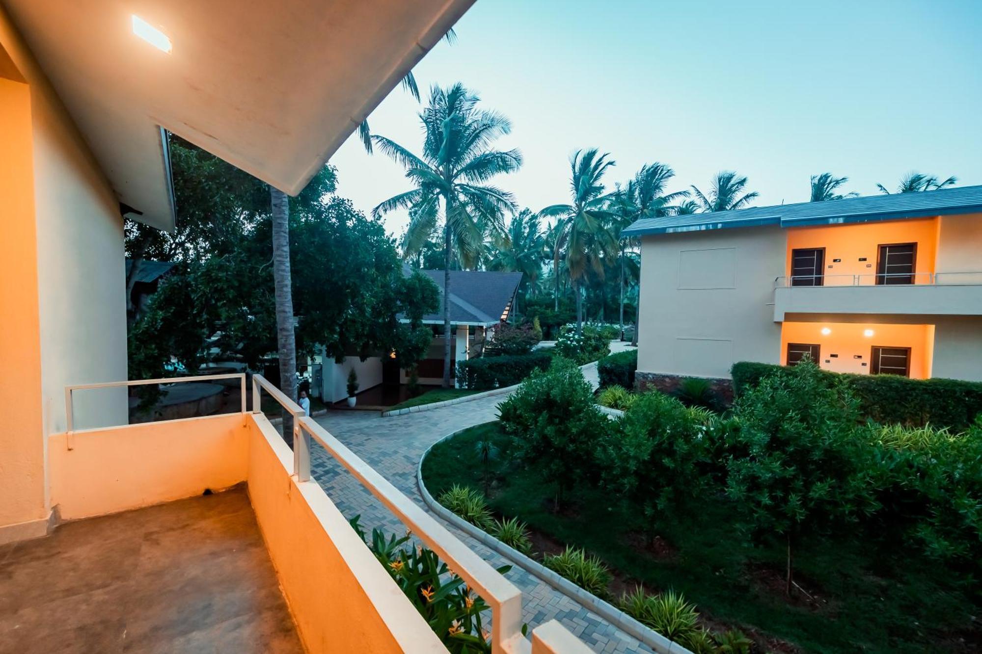 Commune18 Spa Resorts Chikmagalūr 外观 照片