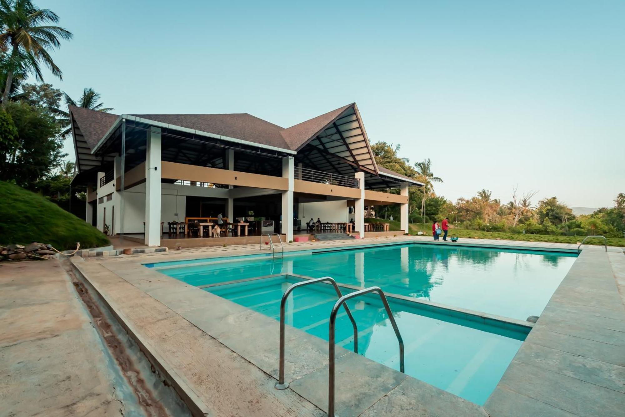 Commune18 Spa Resorts Chikmagalūr 外观 照片