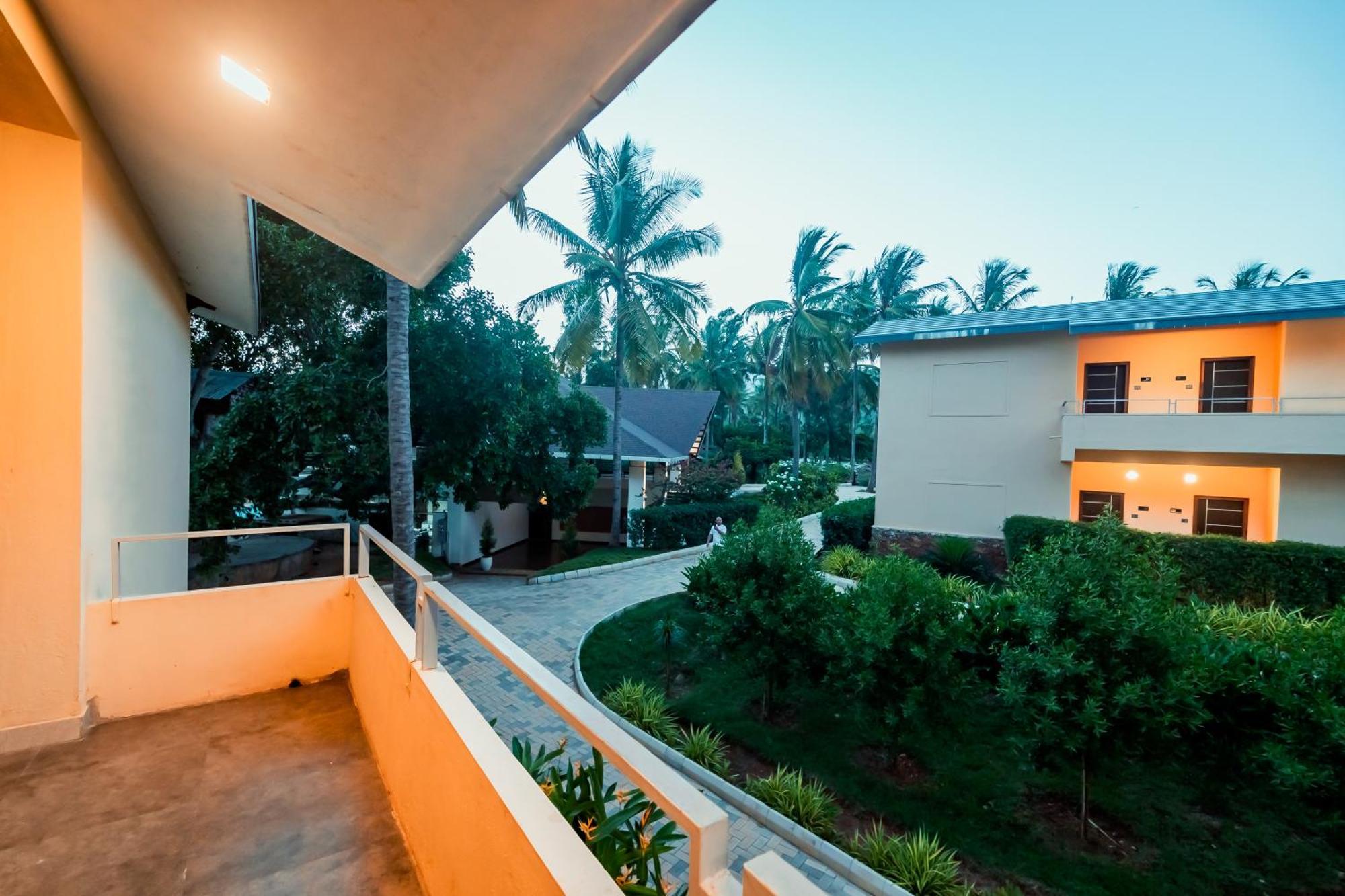 Commune18 Spa Resorts Chikmagalūr 外观 照片