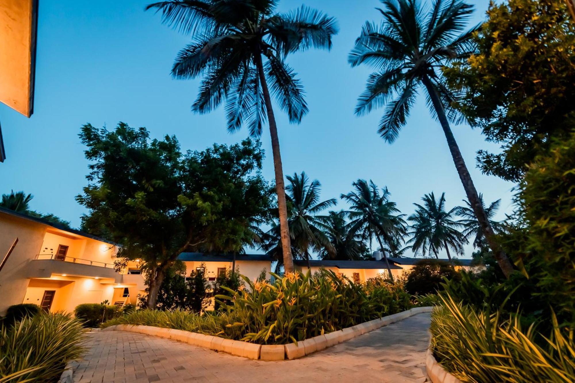 Commune18 Spa Resorts Chikmagalūr 外观 照片